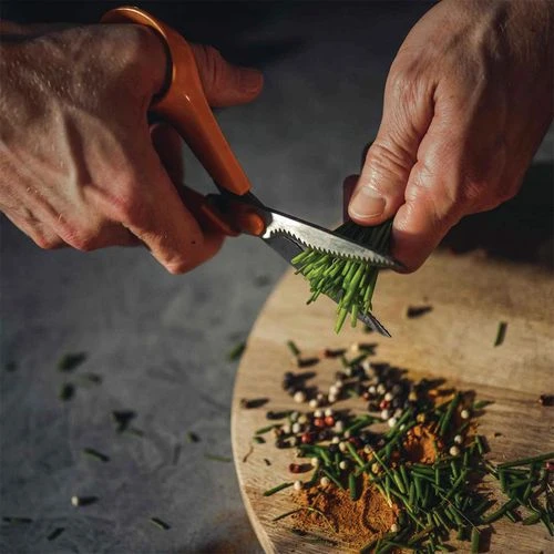 Ciseaux Lames Striés - Classic Multi-usage - Droitier 18 Cm - Fiskars 1 Ciseaux Lames Striés - Classic Multi-usage - Droitier 18 Cm - Fiskars